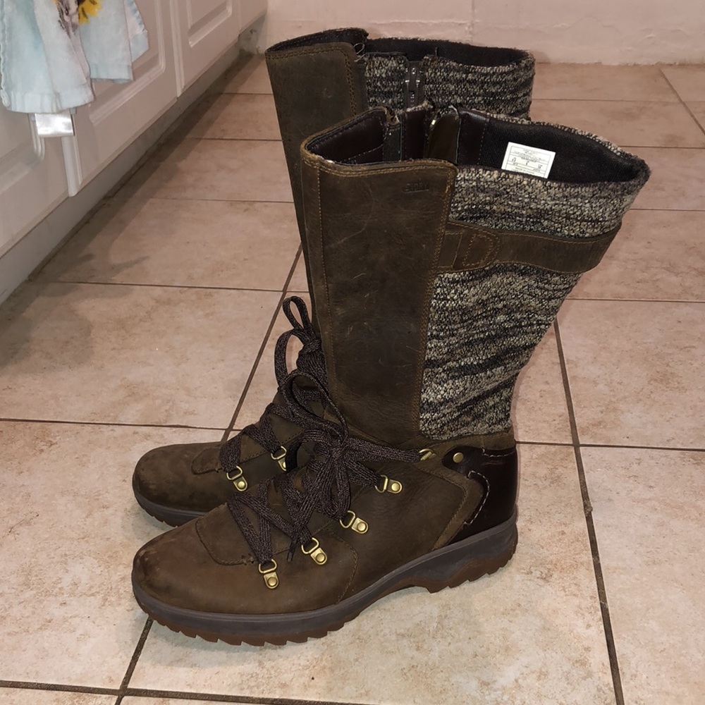 Merrell Select Grip Leather Boots View 3